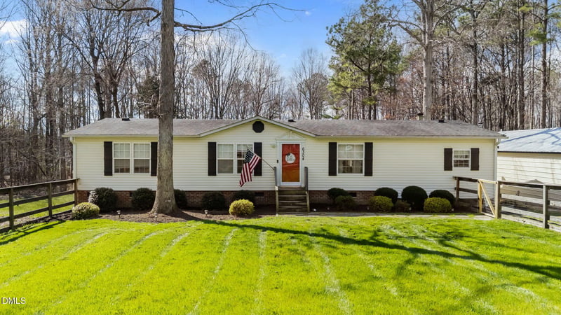 6304 Petunia Ln, Wendell, NC 27591