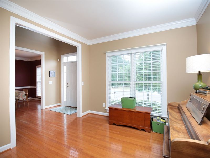 6304 Ridgemount St, Wake Forest, NC 27587