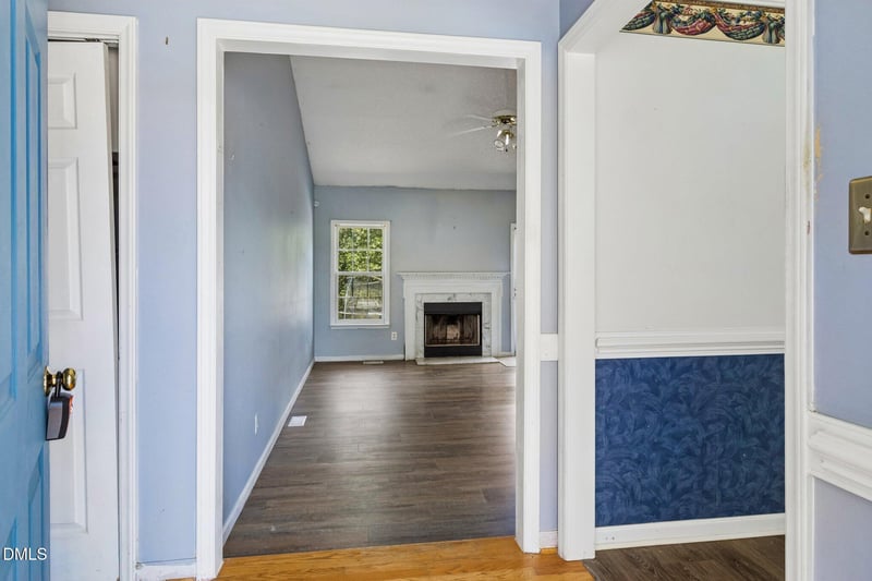 6304 Walnut Glen Dr, Willow Springs, NC 27592
