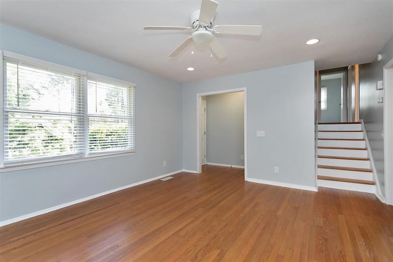 6305 Dixon Dr, Raleigh, NC 27609