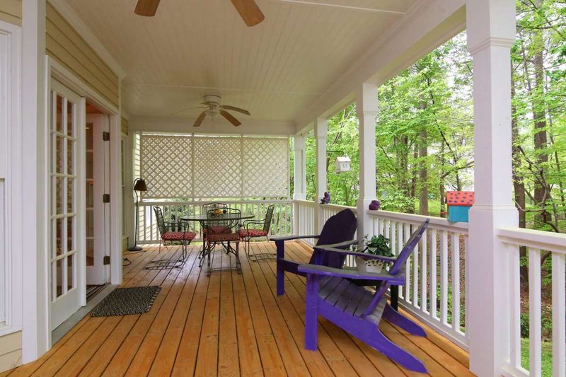 6305 Godfrey Dr, Raleigh, NC 27612