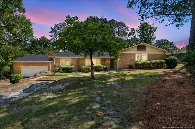 6306 Greyfield Rd, Fayetteville, NC 28303