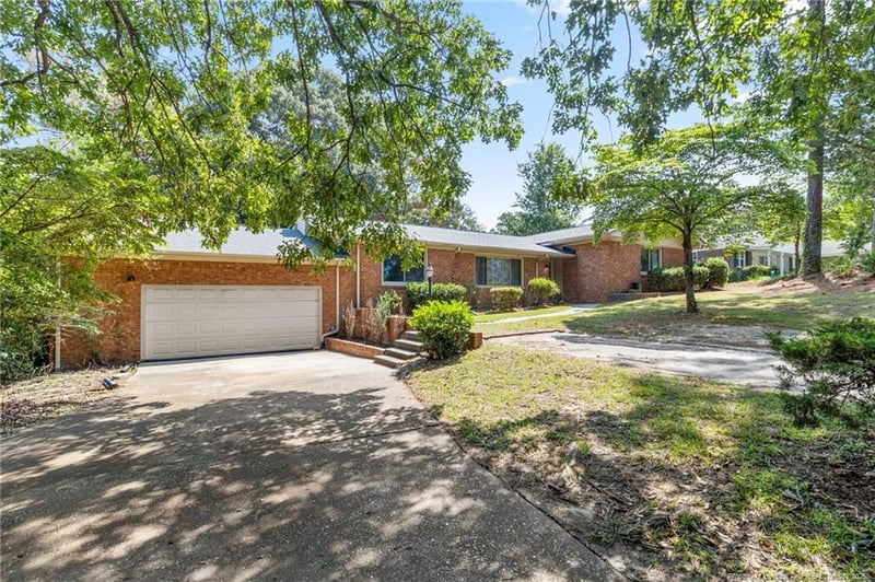 6306 Greyfield Rd, Fayetteville, NC 28303