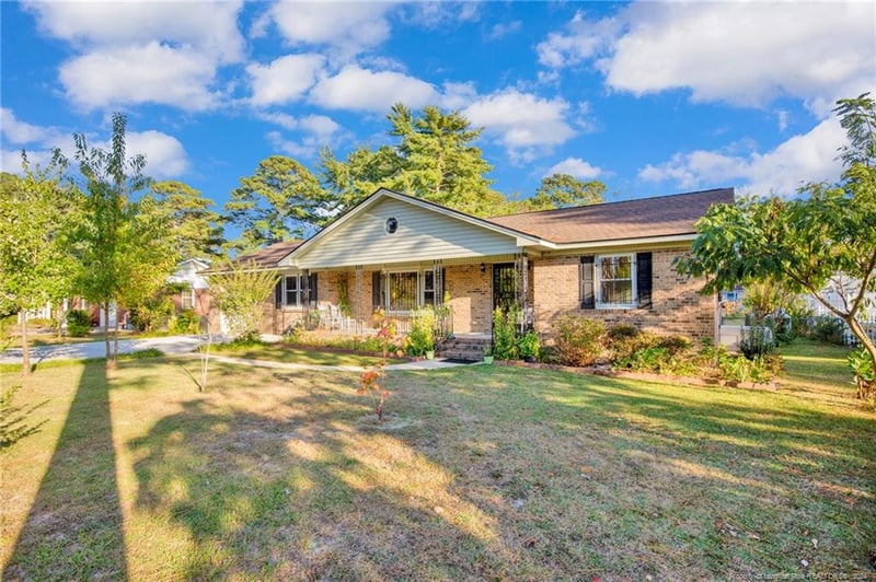 6306 Milford Rd, Fayetteville, NC 28303