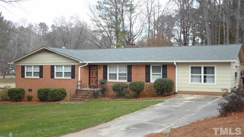 6307 Malibu Dr, Raleigh, NC 27603