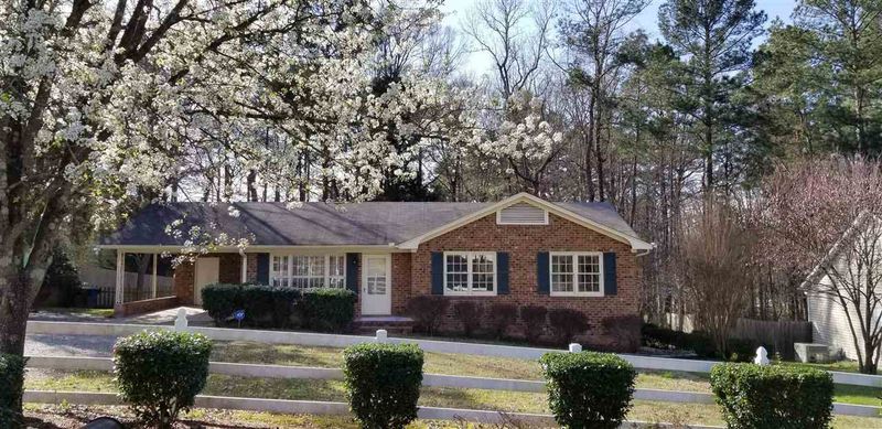 6308 Amhurst Rd, Durham, NC 27713