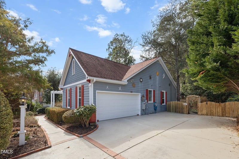 6309 Ashley Ridge Dr, Raleigh, NC 27612