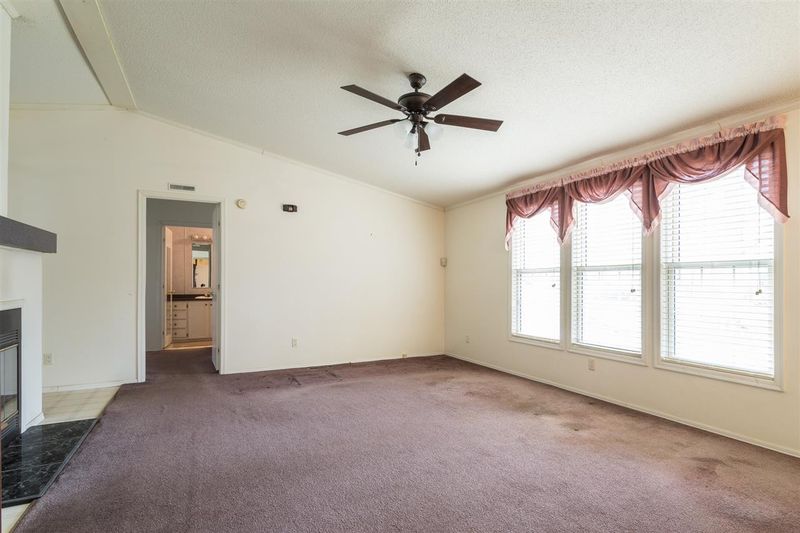 6309 Kelvin Dr, Durham, NC 27712