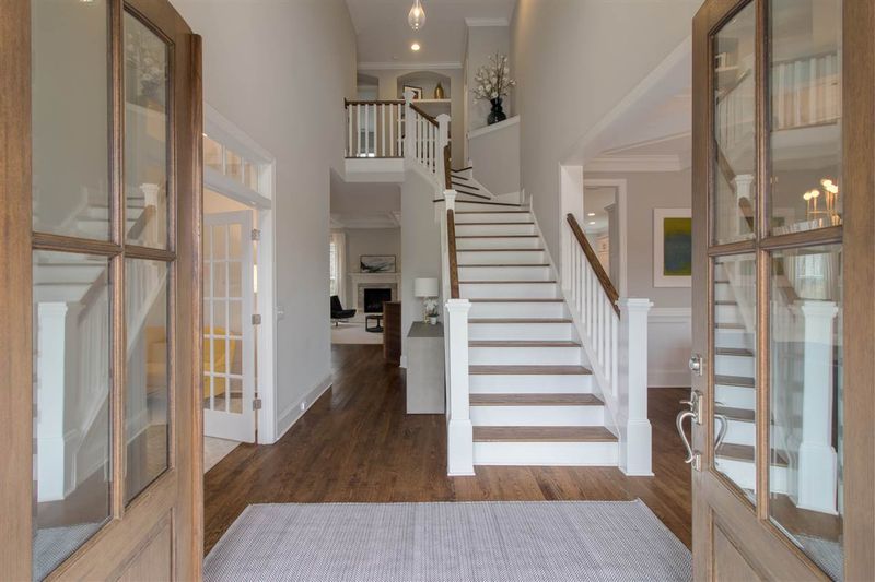 6309 Moinear Ln, Chapel Hill, NC 27516