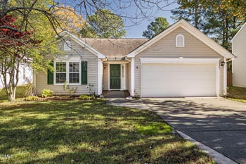 6309 Saybrooke Dr, Raleigh, NC 27604