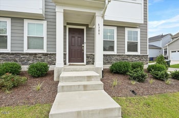 6309 Truxton Ln, Raleigh, NC 27616