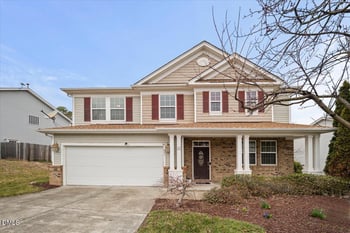 631 Ashburn Ln, Durham, NC 27703