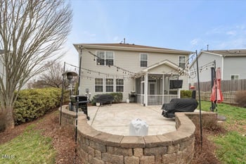 631 Ashburn Ln, Durham, NC 27703