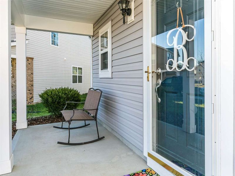 631 Chalcedony Ct, Durham, NC 27703
