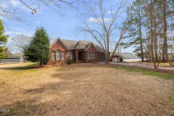631 Cross Link Dr, Angier, NC 27501