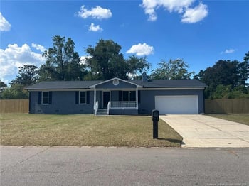 631 Garfield Dr, Fayetteville, NC 28303