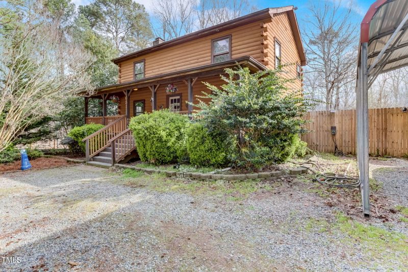 631 Hilltop Rd, Sanford, NC 27330