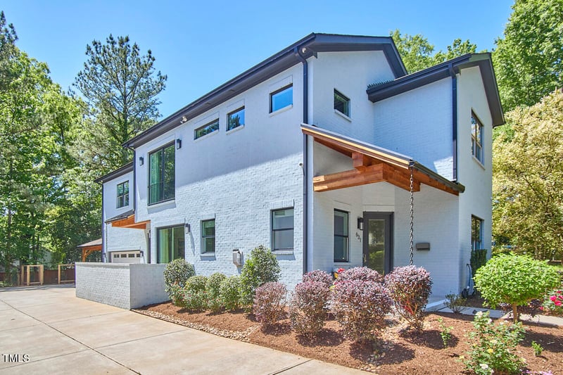 631 Linfield Dr, Durham, NC 27701