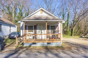 631 Marshall St, Henderson, NC 27536