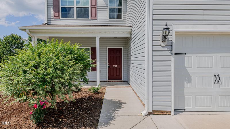 631 Meadowtop Cir, Burlington, NC 27217