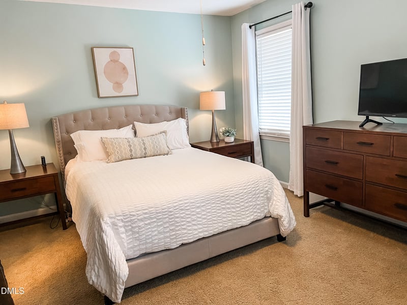 631 Middleton Ave, Cary, NC 27513