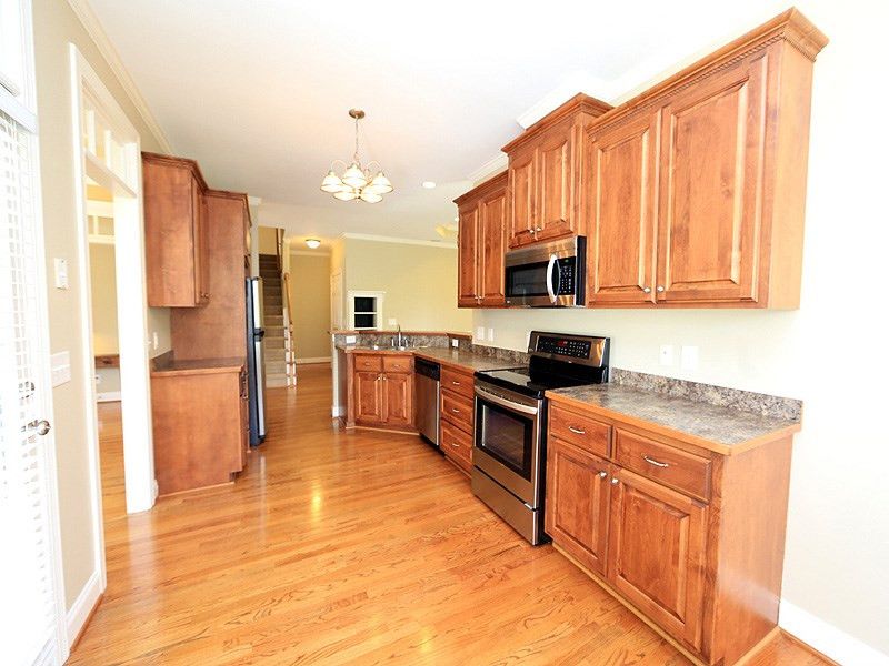 631 Occoneechee Dr, Fuquay Varina, NC 27526