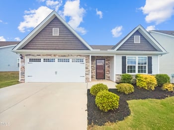 631 Southwick Pl, Mebane, NC 27302