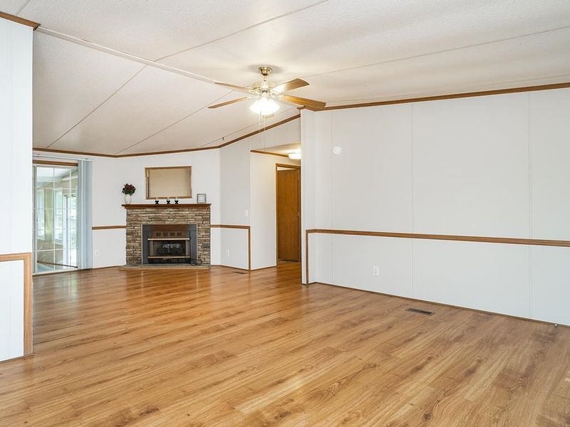 6310 Cotton Rd, Snow Camp, NC 27349