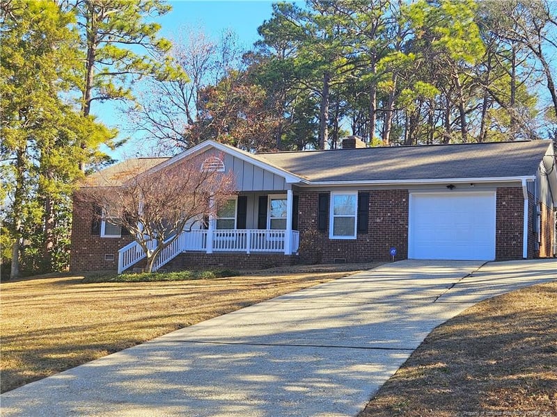 6310 Greyfield Rd, Fayetteville, NC 28303
