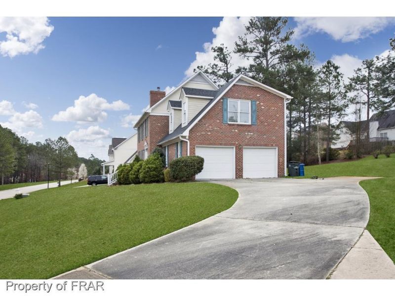 6311 Burnside Pl, Fayetteville, NC 28311