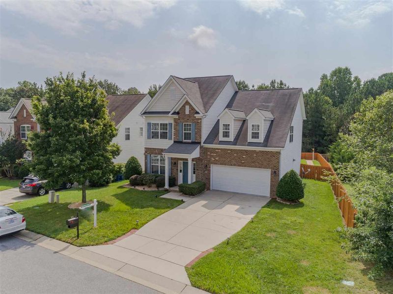 6312 Sparkling Brook Dr, Raleigh, NC 27616