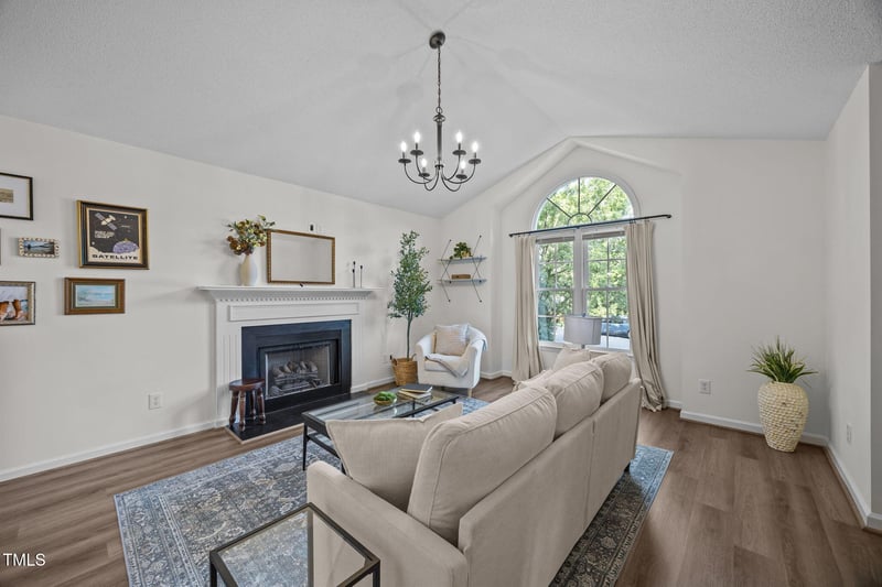 6312 Westborough Dr, Raleigh, NC 27612