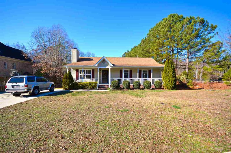 6313 Battleford Dr, Raleigh, NC 27612