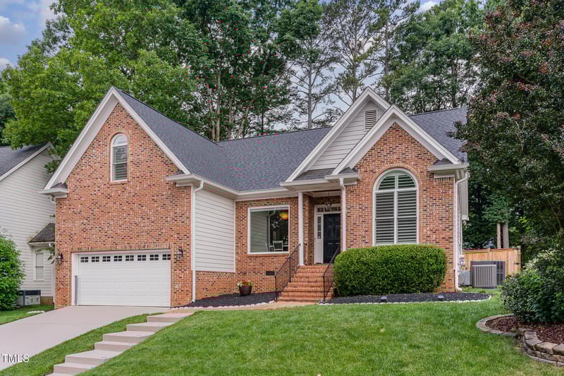 6313 Belle Crest Dr, Raleigh, NC 27612