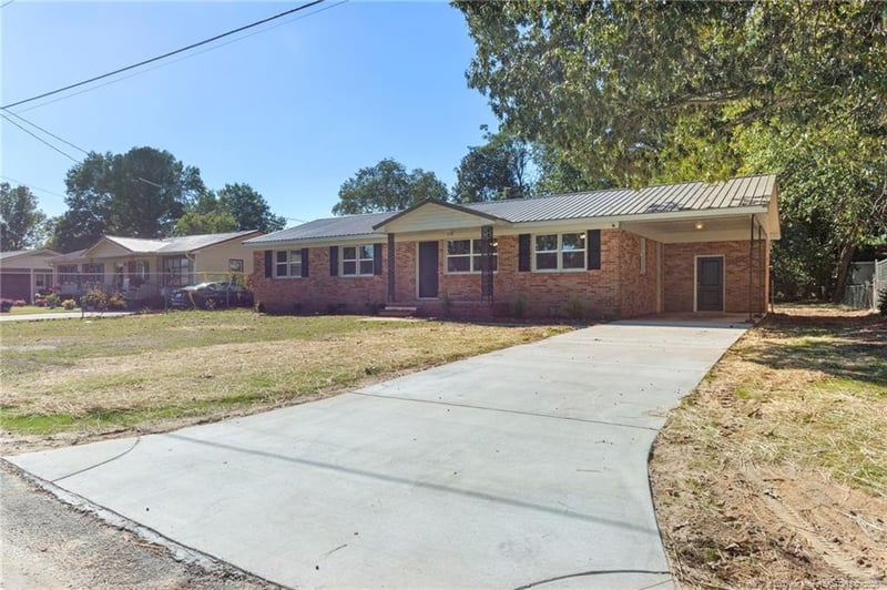6313 Lynette Cir, Fayetteville, NC 28314