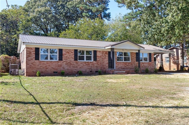6313 Lynette Cir, Fayetteville, NC 28314