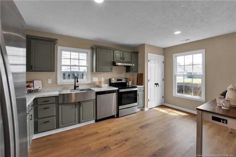 6314 Bent Tree Dr, Fayetteville, NC 28314