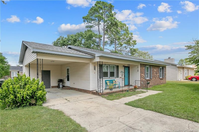 6314 Bretton Wood Dr, Hope Mills, NC 28348