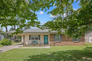 6314 Brettonwoods Dr, Hope Mills, NC 28348