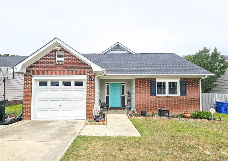 6314 Greycliff Dr, Fayetteville, NC 28314