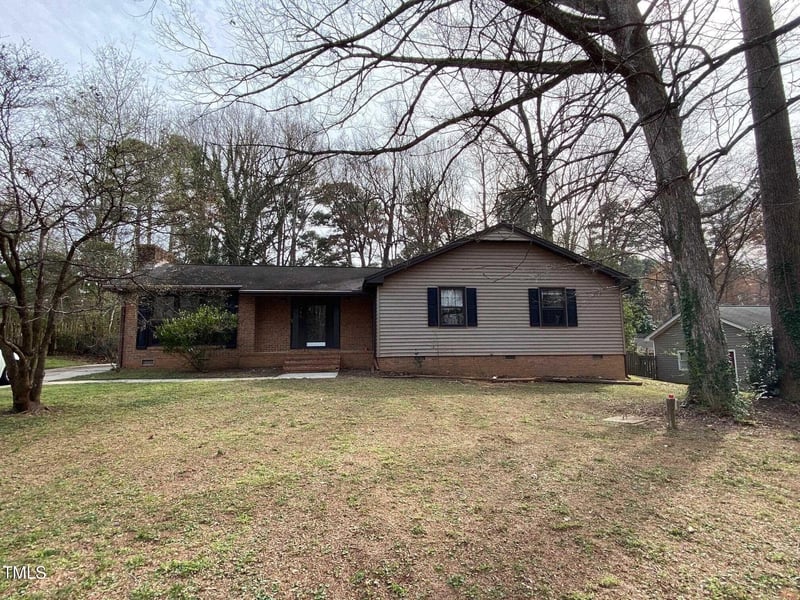 6315 Arnold Rd, Raleigh, NC 27607