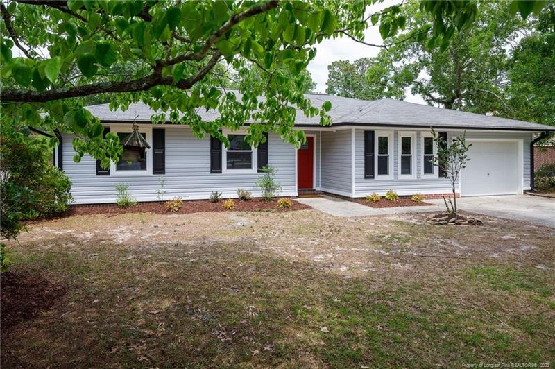 6315 Stoney Point Loop, Fayetteville, NC 28306