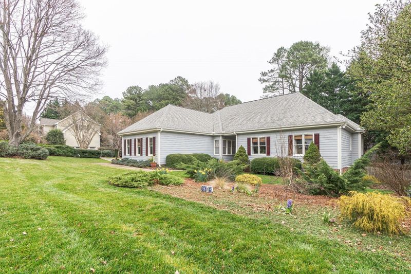 6316 Ashley Ridge Dr, Raleigh, NC 27612