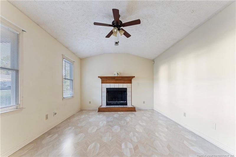6316 Chagrin Rd, Fayetteville, NC 28311