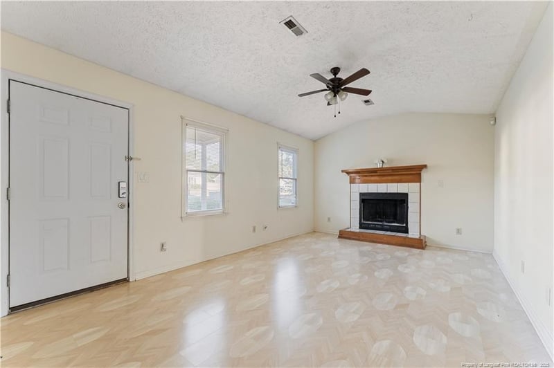 6316 Chagrin Rd, Fayetteville, NC 28311