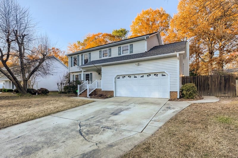6316 Dry Fork Ln, Raleigh, NC 27617
