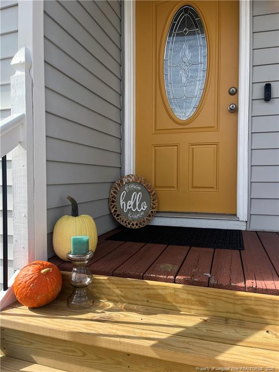 6316 Walnut Glen Dr, Willow Springs, NC 27592