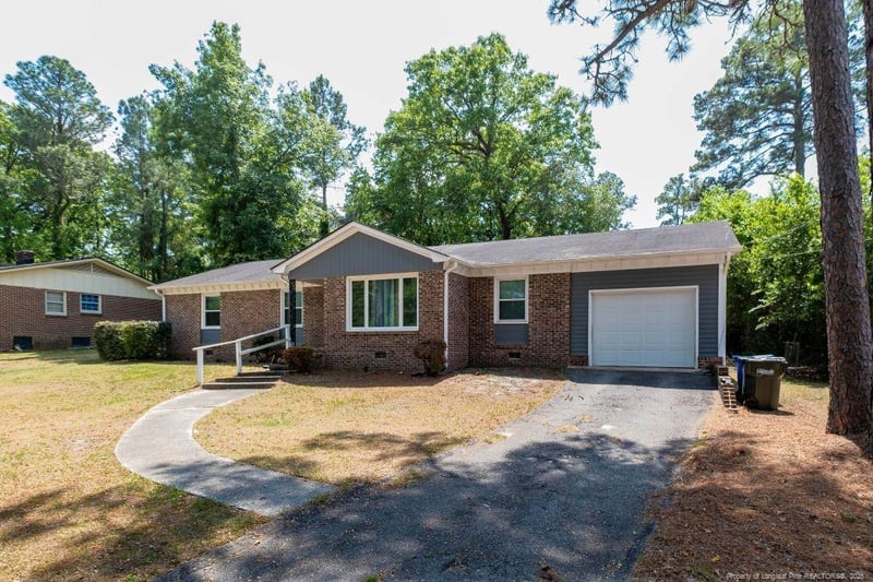 6317 Greyfield Rd, Fayetteville, NC 28303