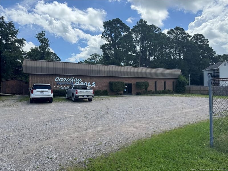 6317 Raeford Rd, Fayetteville, NC 28304