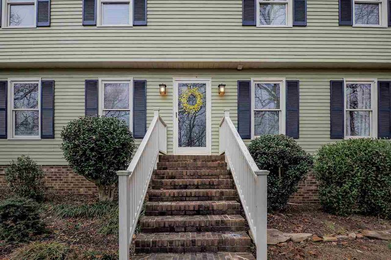 6317 Rushingbrook Dr, Raleigh, NC 27612
